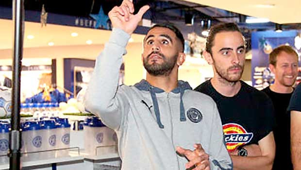 Sa page Facebook a été piratée : Non, Mahrez n’arrêtera pas sa carrière !