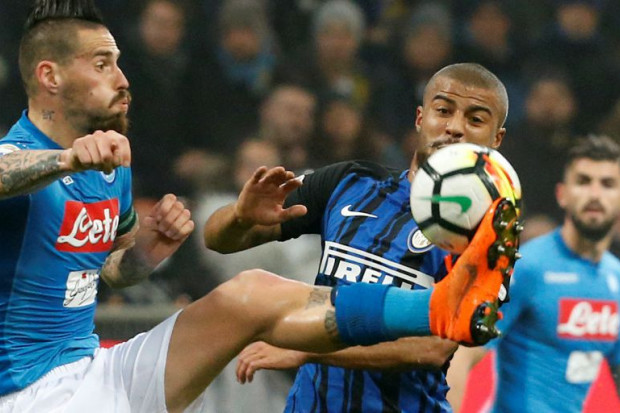 Serie A : Naples perd encore du terrain à Milan