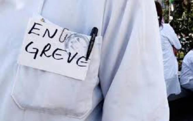 Les résidents médecins dentaires d’Alger décident d’arrêter la grève