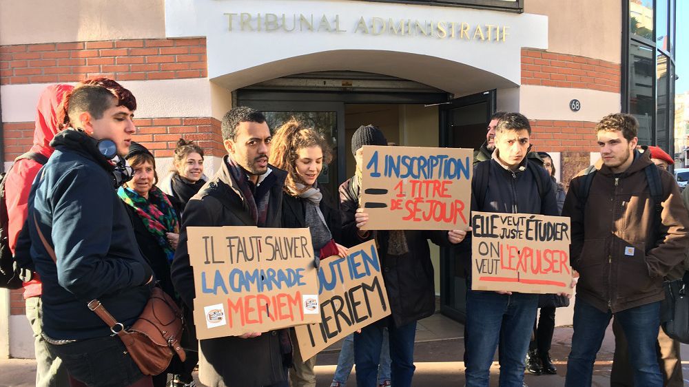Une étudiante algérienne menacée d’expulsion en France