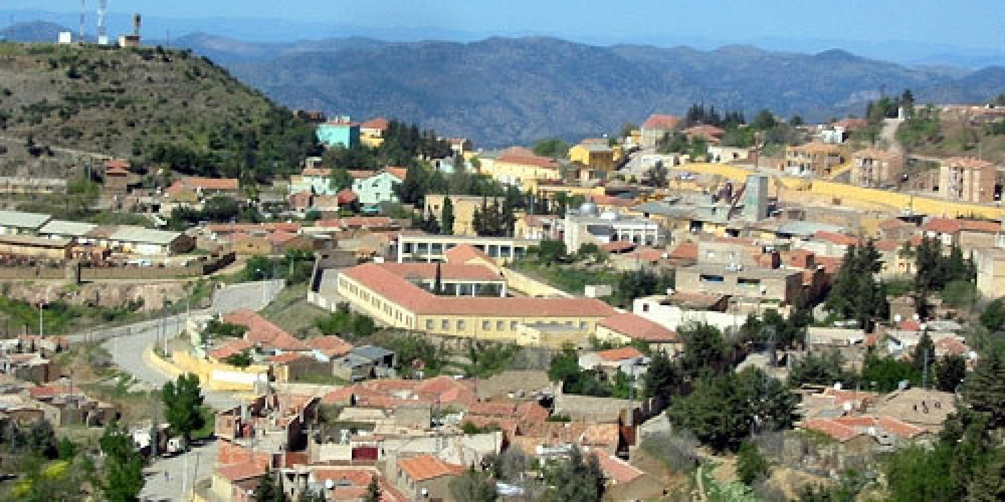 Tissemsilt: Lancement de la caravane juvénile de l’art et de la culture