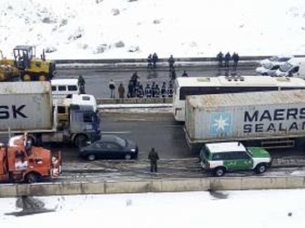 Trafic routiers très difficile sur plusieurs axes, la circulation des poids lourds provisoirement suspendue