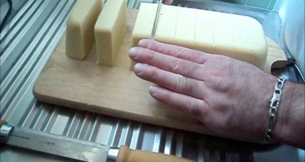 Tizi Ouzou : Formation sur la production de savon artisanal à base d’huile d’olive à Bouzguène