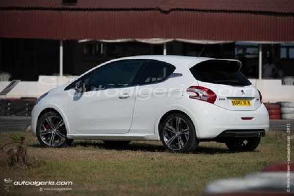 Groupe PSA : La Peugeot 208 dira adieu à la 3 portes