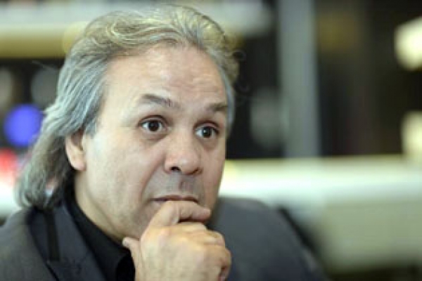 Invité de la Télévision algérienne, le sélectionneur national a, de nouveau, raté son oral : Madjer, le one-man-show