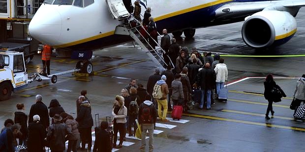 Des passagers debout à bord d’Air Algérie !
