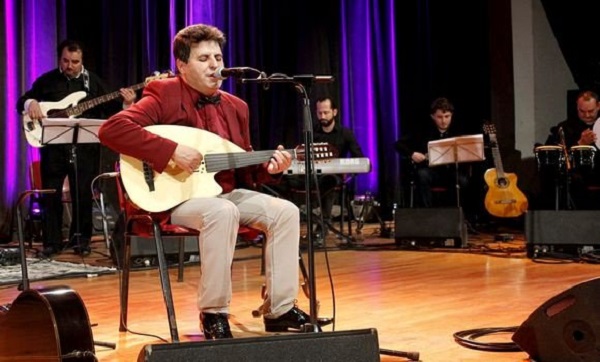 Brahim Tayeb enchante le public algérois