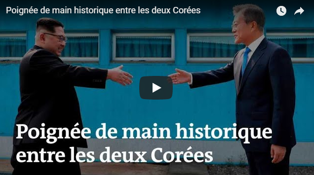 Poignée de main historique entre les dirigeants des deux Corée !