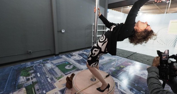 États-Unis : A Los Angeles, le selfie a maintenant son musée