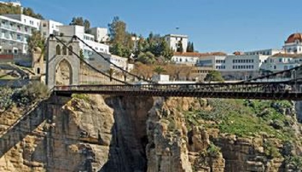 Sensibilisation sur le partenariat féminin à Constantine : Demain se construit avec la femme