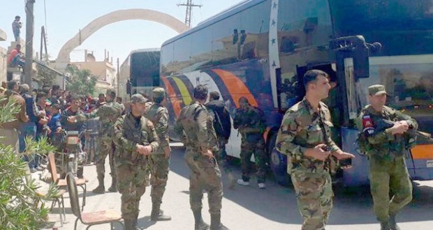 Syrie : Les terroristes rendent leurs armes à Qalamoun