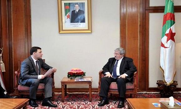 Algérie-Russie: Ouyahia reçoit le Gouverneur de la région de Sverdlovsk