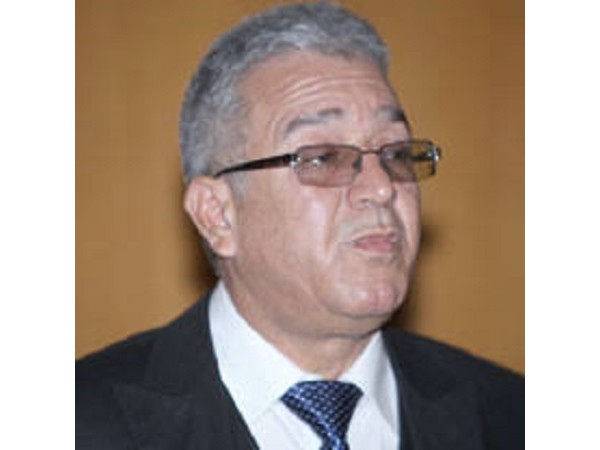 Constantine: Abdelkader Merbah plaide pour une constituante