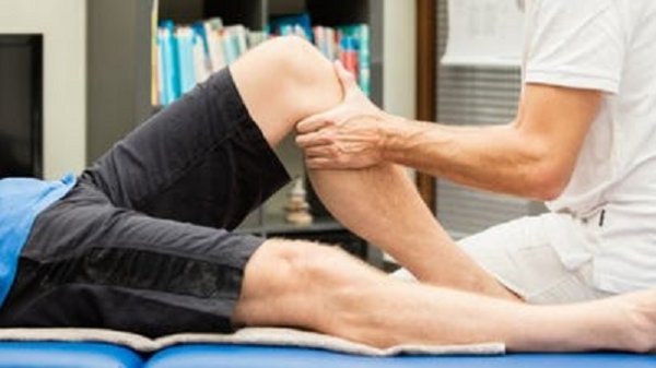 Des rhumatologues « se forment » aux nouvelles techniques