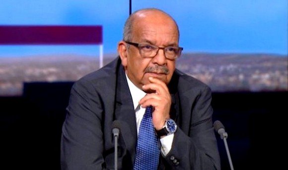 C’est le président Bouteflika « qui décidera s’il souhaite être candidat » et le peuple tranchera