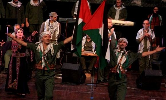 La troupe palestinienne « Al Ashiqine » enchante le public algérois