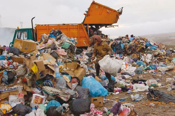 Opération de volontariat à Belgaïd : Plus de 600 tonnes de déchets et de déblais ramassées