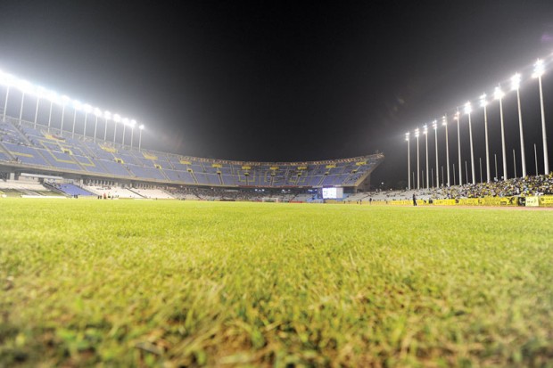 Trop de matchs programmés sur ce terrain : Menace sur la pelouse du stade du 5-Juillet