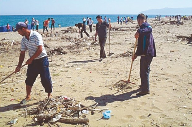 Nettoiement des plages : 815 sacs de déchets plastiques acheminés vers le CET par K. Assia