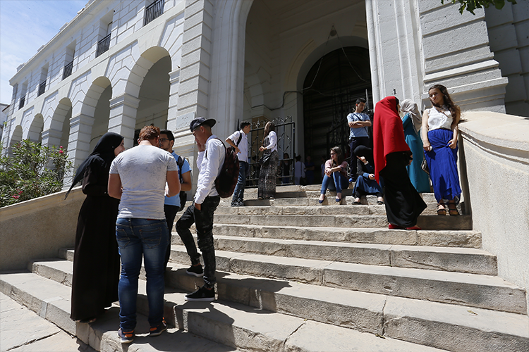 Benghabrit: “Les cours se terminent avant le Ramadhan!”