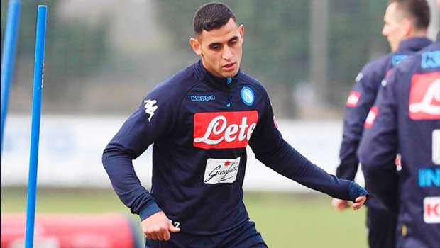 Ghoulam retouche au ballon !