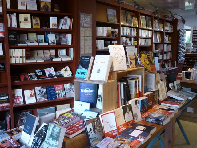 Tlemcen: «La mondialisation en furie» à la librairie Alili