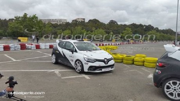 Renault Algérie : « Renault Sport Clio Show », le récit