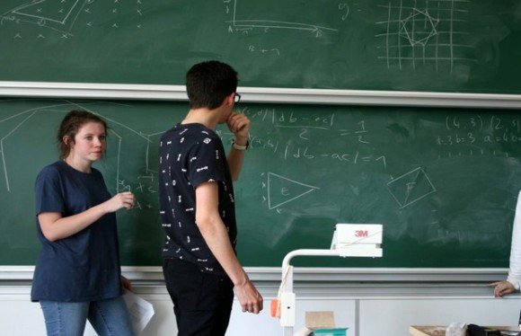 Les Algériens leaders en Afrique dans la publication de recherches en mathématiques