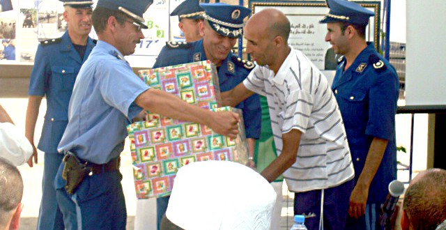 Tissemsilt: Les services de la police honorent les ‘’éboueurs’’