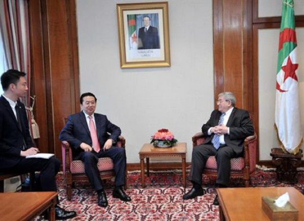 Ouyahia reçoit le président d&rsquo;Interpol, Meng Hongwei