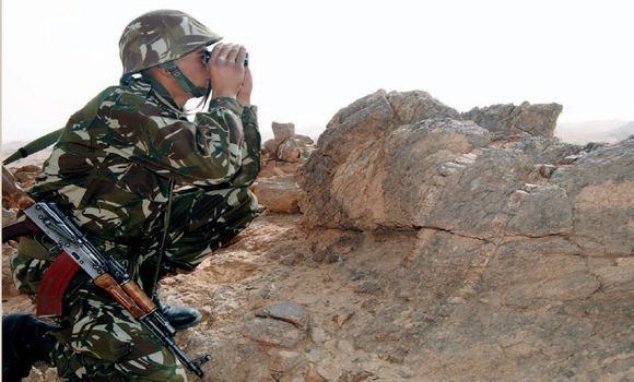 Un terroriste se rend aux autorités militaires à Tamanrasset (MDN)