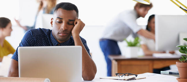 Enquête-Témoignages: Coma au boulot durant le Ramadhan