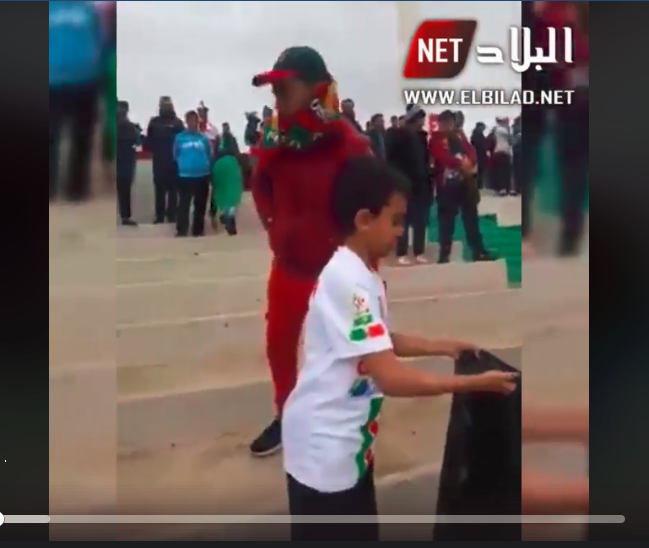 Vidéo: Les supporters de L&rsquo;USMBA adoptent une nouvelle initiative