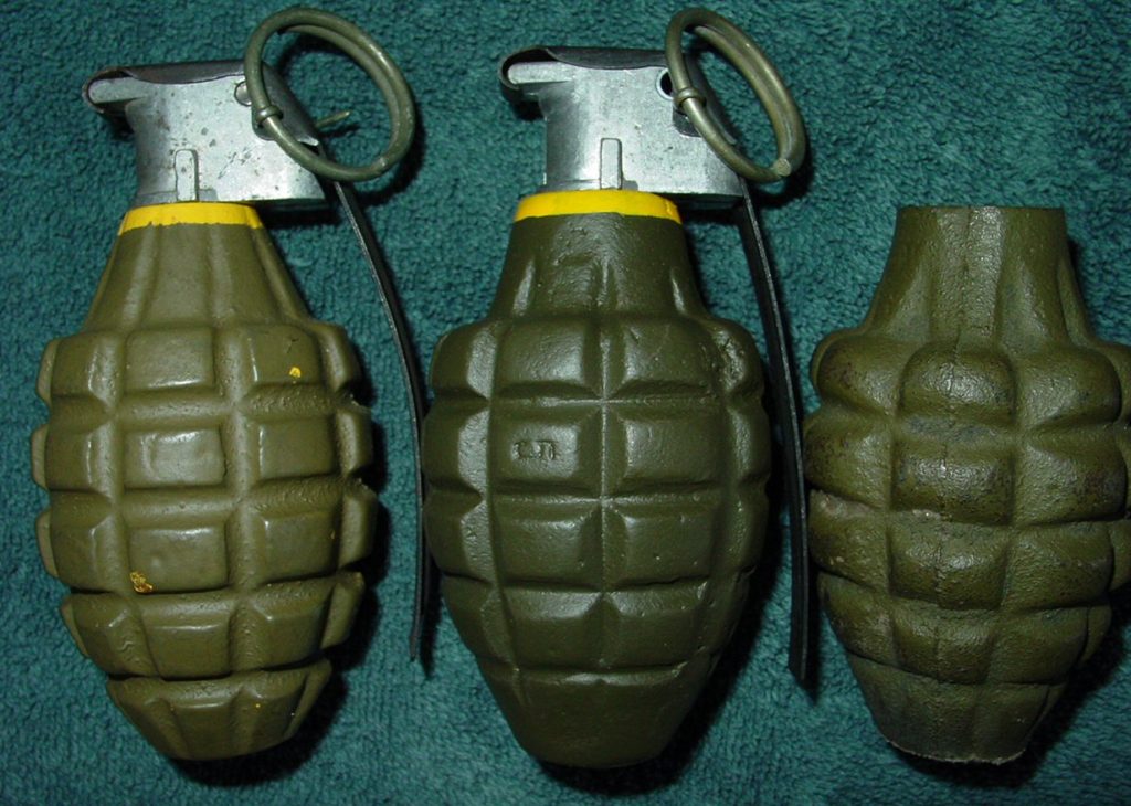 MECHRAA-SFA (TIARET) : Découverte de 4 grenades et des munitions