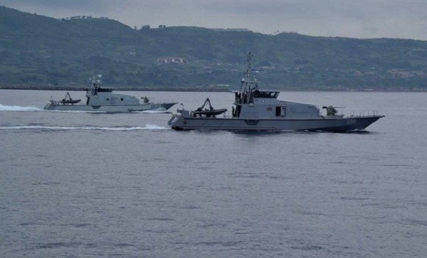 Organisation d&rsquo;un exercice aéronaval de recherche et de sauvetage d’un avion en détresse (MDN)