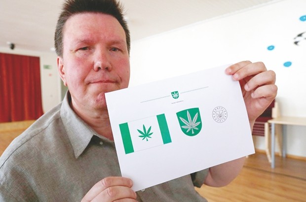 ESTONIE : La feuille de marijuana comme logo d’une ville