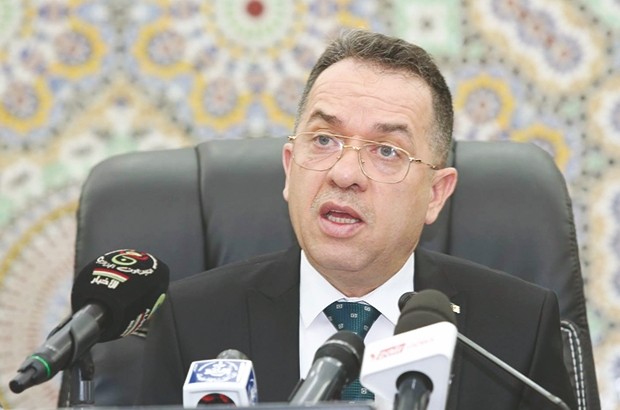 Recrutement définitif des employés des CTA et DAIP: Ouyahia recadre Zemali et dit niet