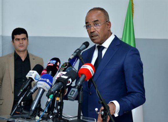 Presse nationale: un rôle plus « fort » pour transmettre « la vraie image » de l&rsquo;Algérie