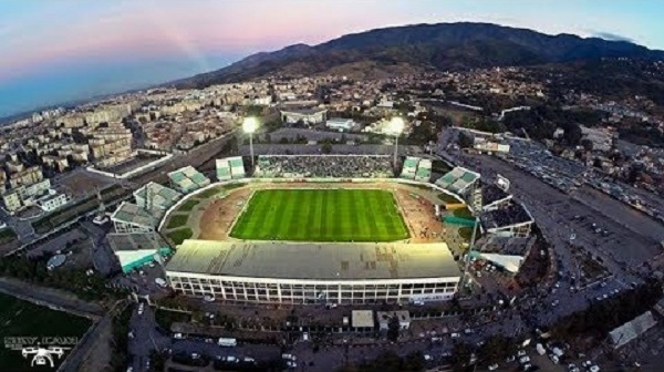 6.000 personnes partagent la table de l’iftar au stade Mustapha Tchaker