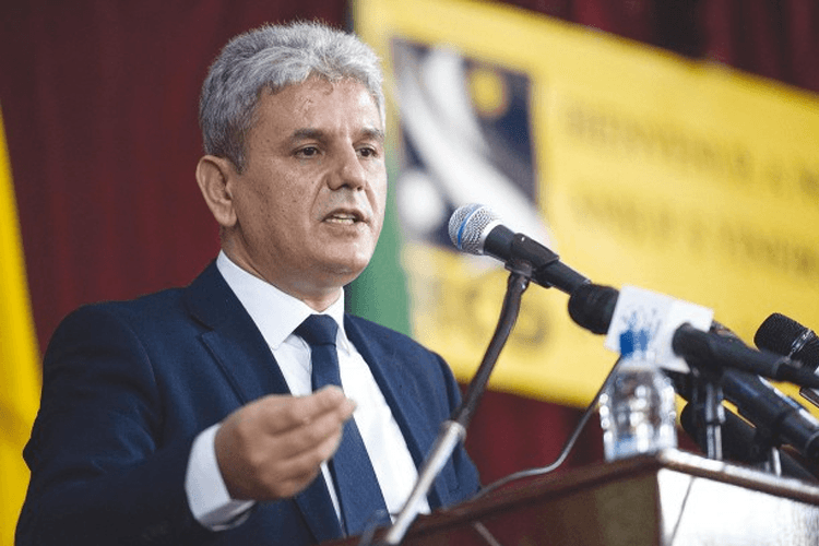 Il a organisé hier une conférence-débat sur la problématique du travail: Le RCD fait sa rentrée politique