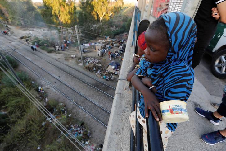 Human Rights Watch dénonce le « traitement inhumain » des migrants en Algérie !