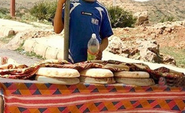 Vendeurs de pain et de Kalb Elouz, histoires d’enfants à la rescousse de leurs familles