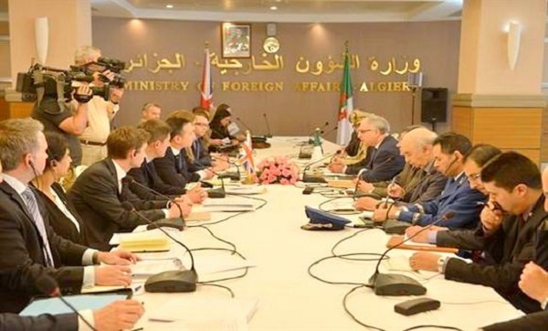 Dialogue stratégique algéro-britannique sur les questions de sécurité à Alger