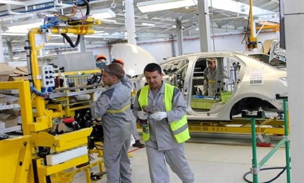 Le ministère de l’industrie déterminé à réussir l’envol de l’industrie automobile