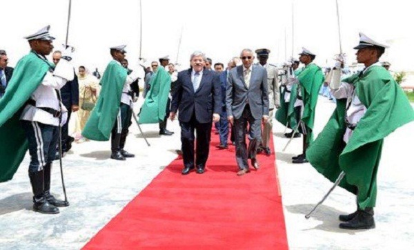 Ouyahia à Nouakchott pour prendre part au sommet de l’UA
