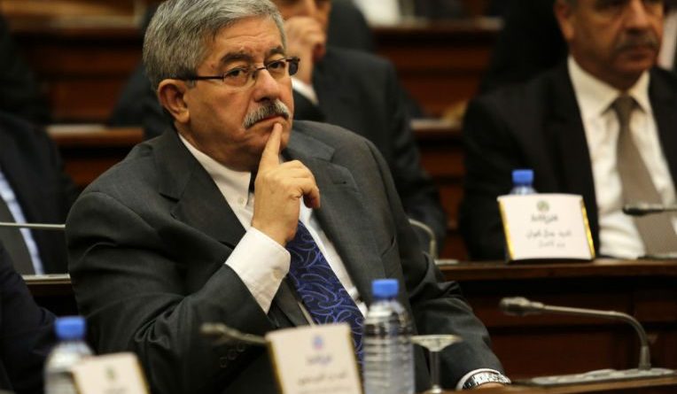 Ouyahia réagit aux opposants des soirées musicales à Ouargla