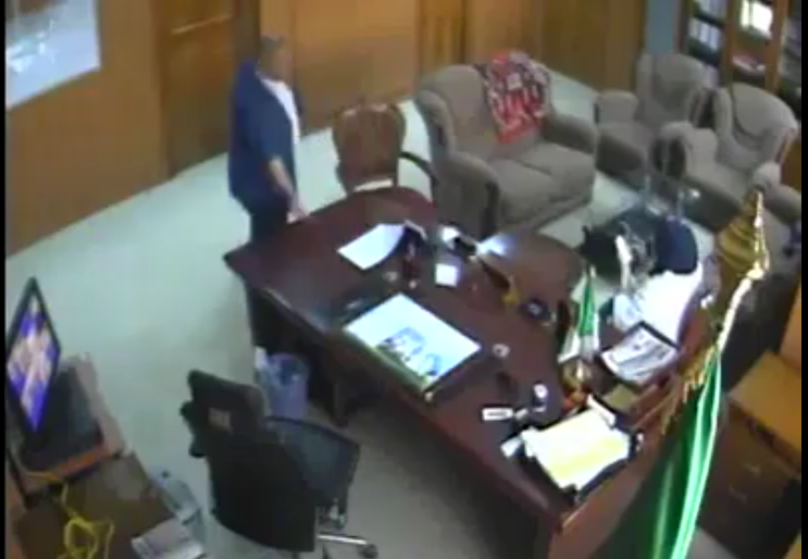 Le maire de Ras El Ma démissionne suite à la diffusion de sa vidéo indécente