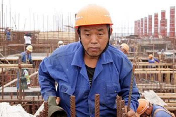 Ce sont majoritairement des chinois opérant dans le bâtiment : 90.000 travailleurs étrangers en Algérie