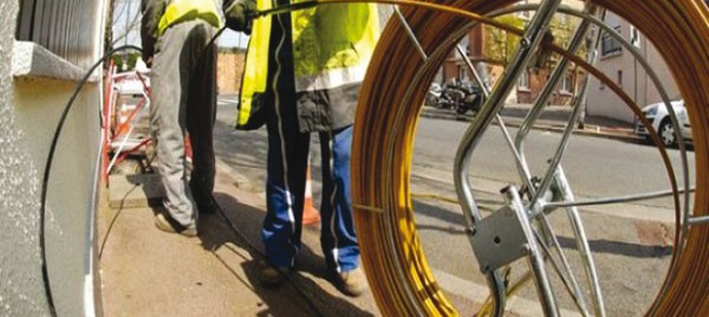 Tizi-Ouzou : 72 km de réseau de fibre optique posés depuis début 2018