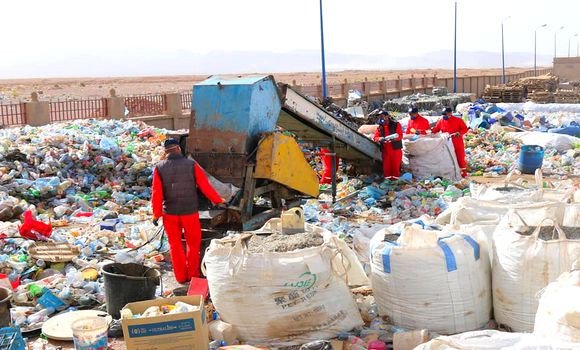 Ghardaia: Yousfi appelle les investisseurs à profiter des potentialités de la région